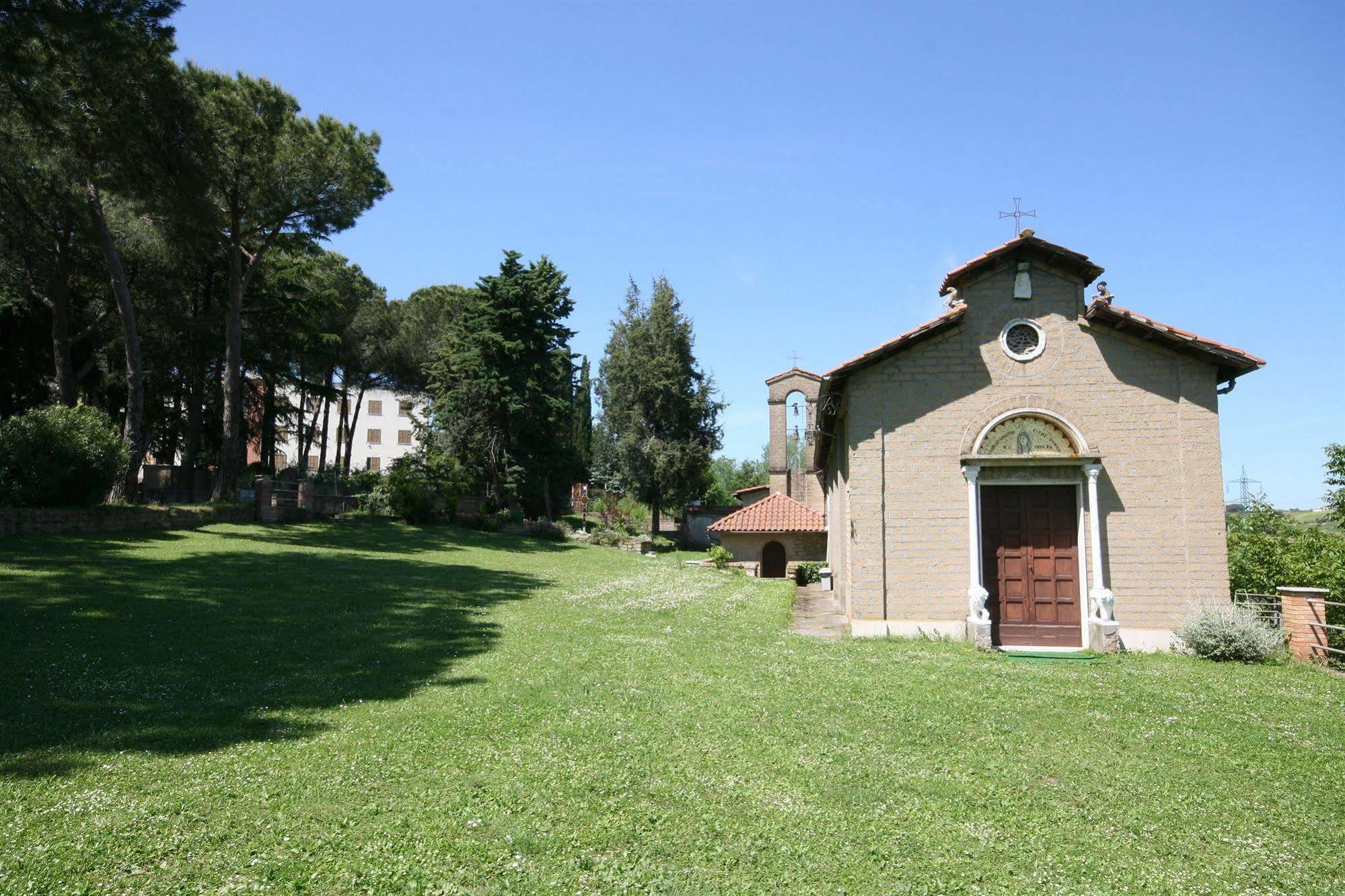 Parco Santa Rita Hotel Sacrofano Kültér fotó